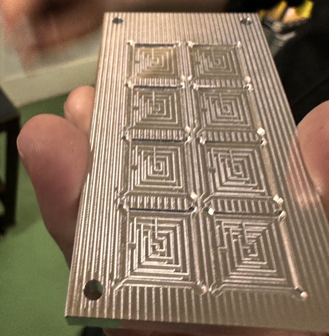有限会社榊原工機|小物部品の少量~中量生産に特化|ガレージブランド・個人ブランド”の試作開発も