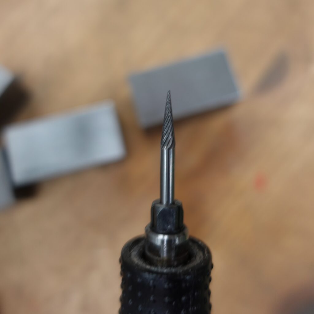 第26回：榊原工機のバリ取り作業について|有限会社榊原工機|小物部品の少量～中量生産に特化|ガレージブランド・個人ブランド”の試作開発も